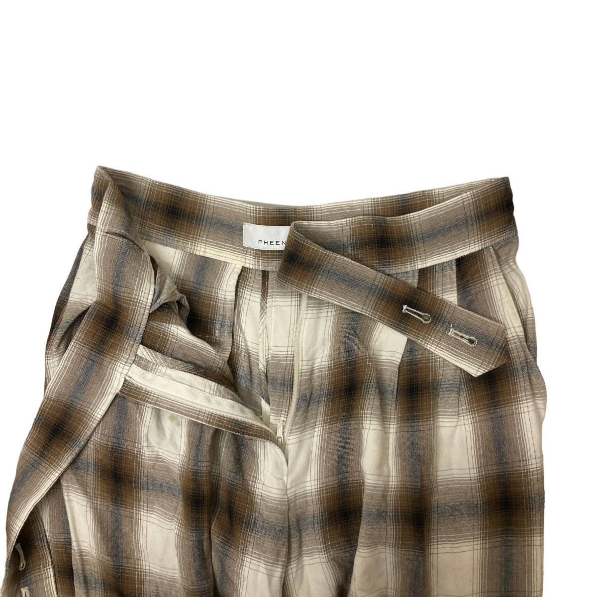 PHEENY（フィーニー）の「【PHEENY】Rayon ombre check 2 tuck slacks（その他パンツ）」 - WEAR