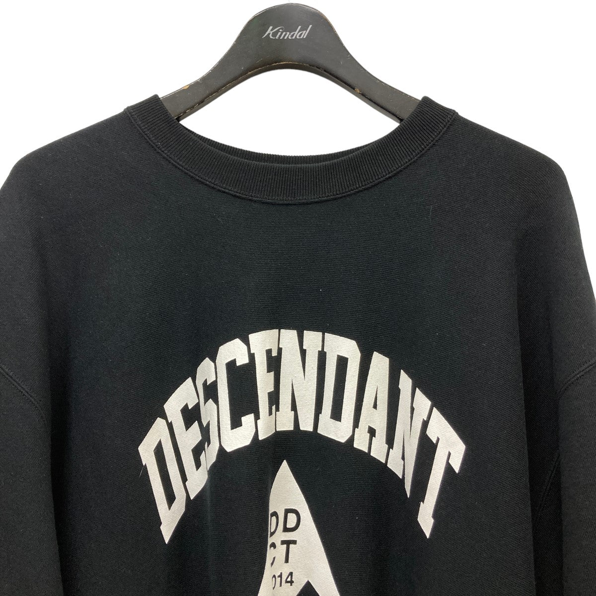 DESCENDANT(ディセンダント) プリントスウェット ブラック サイズ L｜【公式】カインドオルオンライン ブランド古着・中古通販【kindal】