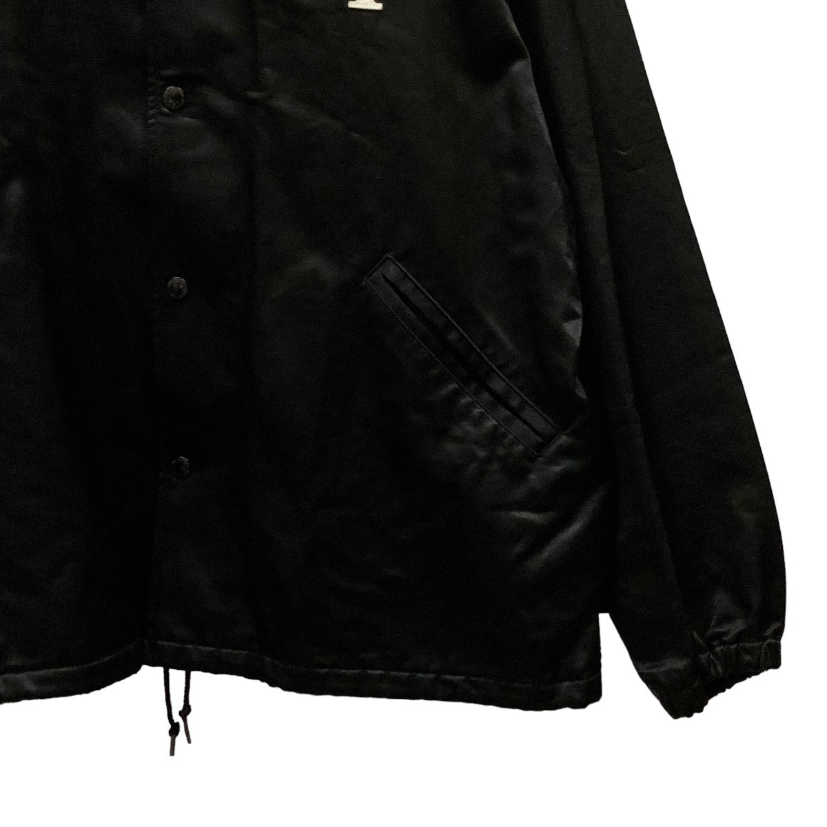 WTAPS(ダブルタップス) 24SSCHIEF JACKET CTRY． SATIN． LEAGUEロゴワッペンコーチジャケット241TQDT-JKM02  241TQDT-JKM02 ブラック サイズ 3｜【公式】カインドオルオンライン ブランド古着・中古通販【kindal】