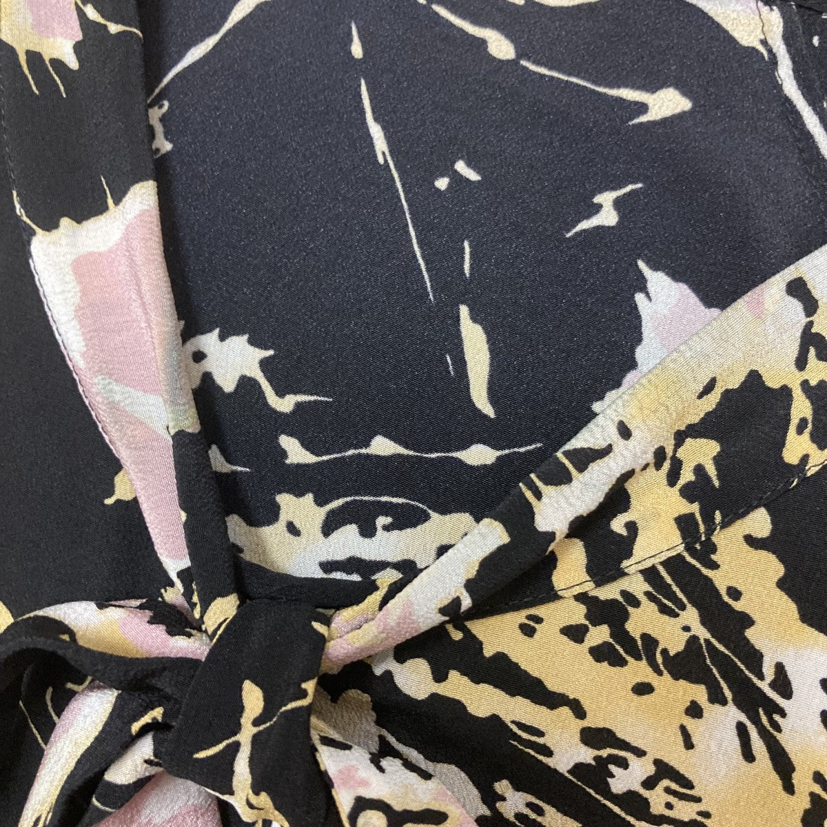 【値下げ】N°21 NUMERO VENTUNO 花柄シルクブラウス 18S-G102-5785 ブラック×ピンク サイズ：36 (中目黒店) N°21 NUMERO VENTUNO(ヌメロヴェントゥーノ) 花柄シルクブラウス