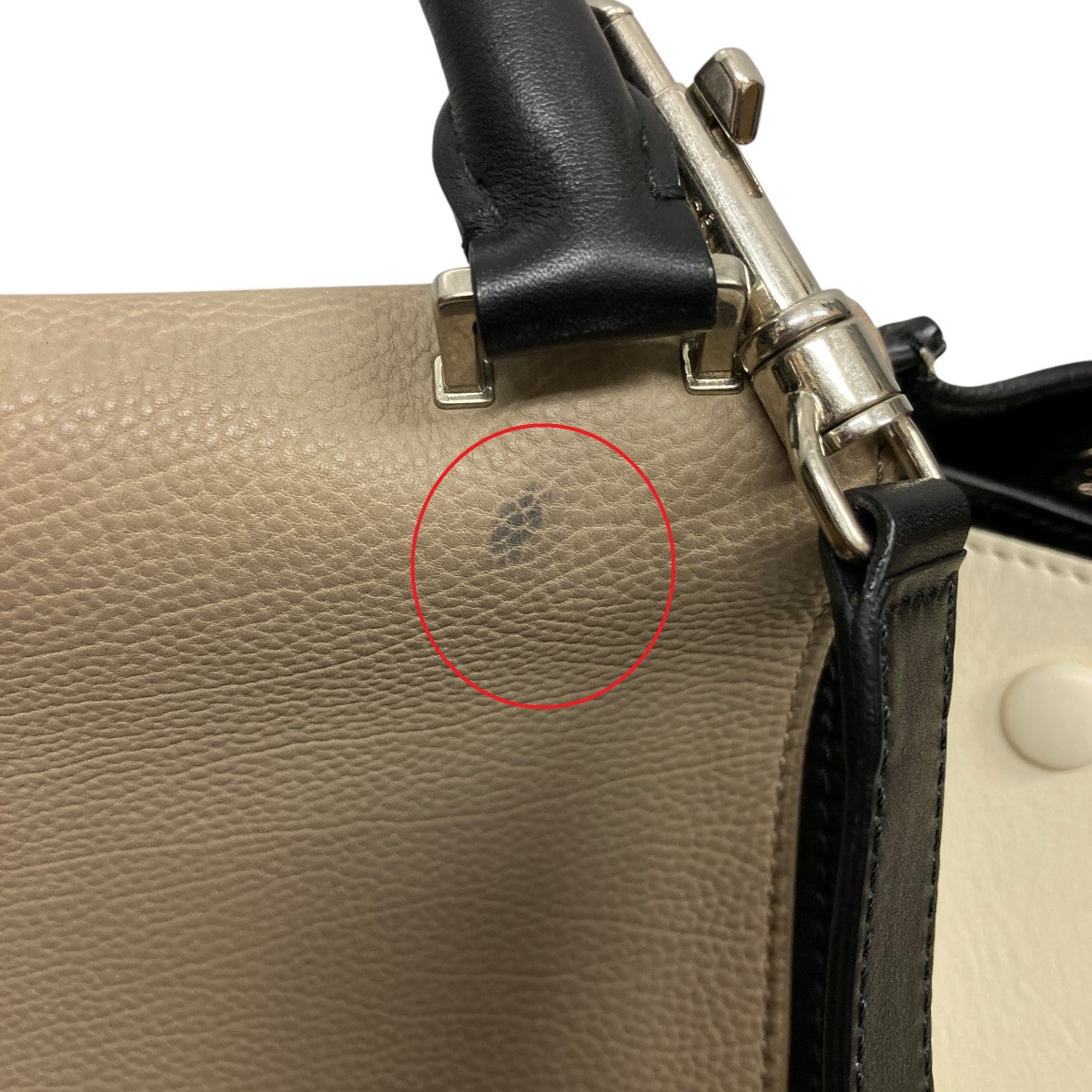 セリーヌのフィービー期 ショルダーバッグです。 CELINE 古着・中古 バッグ アイテム