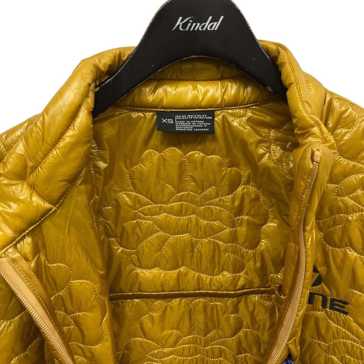 Insulated Jacket中綿ジャケット