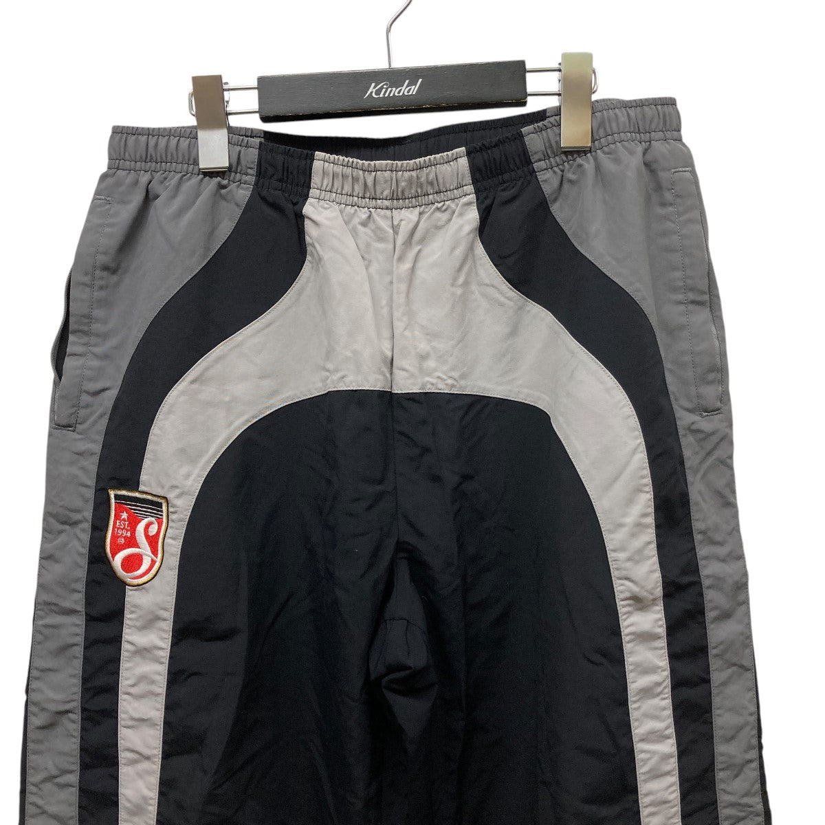 Supreme×UMBRO 刺しゅうワッペンナイロンパンツ ブラック サイズ