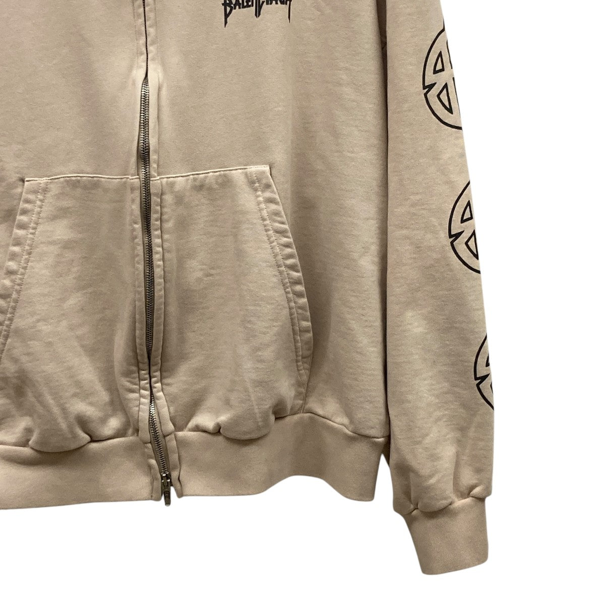 BALENCIAGA*存在感をアピール*ステンシルタイプ ジップパーカー BALENCIAGA(バレンシアガ) プリントジップパーカー767857 767857