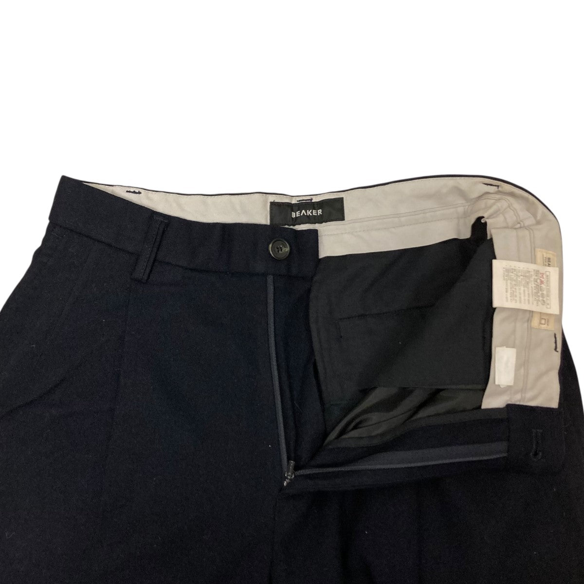 ウールタックスラックス