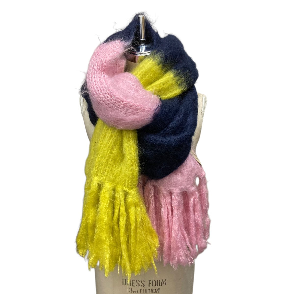 BURBERRY LONDON バーバリーロンドン マフラー 中古・古着通販】BURBERRY LONDON (バーバリーロンドン) ノヴァ