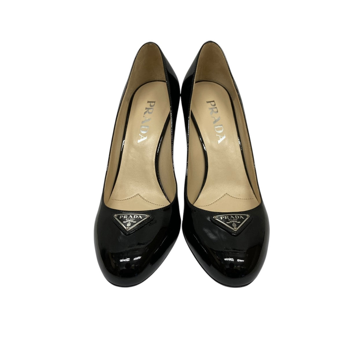 PRADA スタッズ付　黒　パンプス　35ハーフ PRADA スタッズ付 黒 パンプス 35ハーフ
