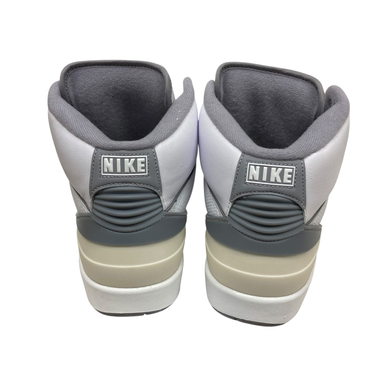 NIKE(ナイキ) AIR JORDAN 2 RETROハイカットスニーカーDR8884