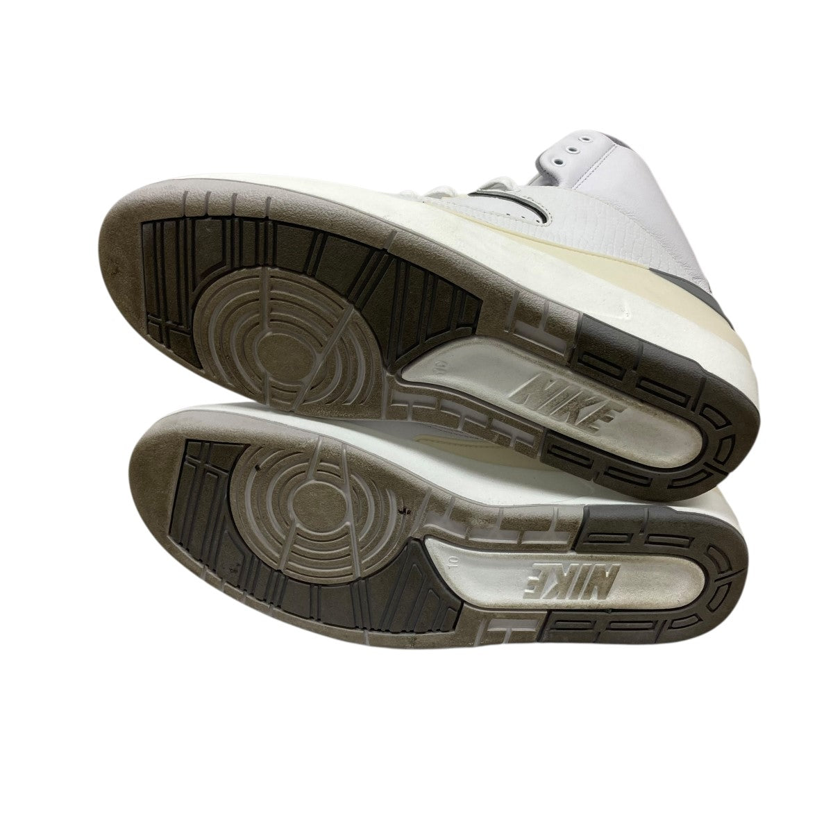NIKE(ナイキ) AIR JORDAN 2 RETROハイカットスニーカーDR8884