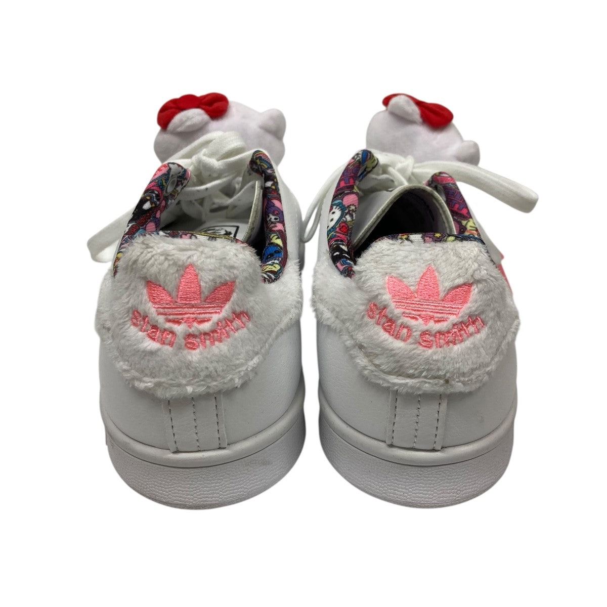 adidas×Sanrio キティちゃんローカットスニーカーHP9656 HP9656