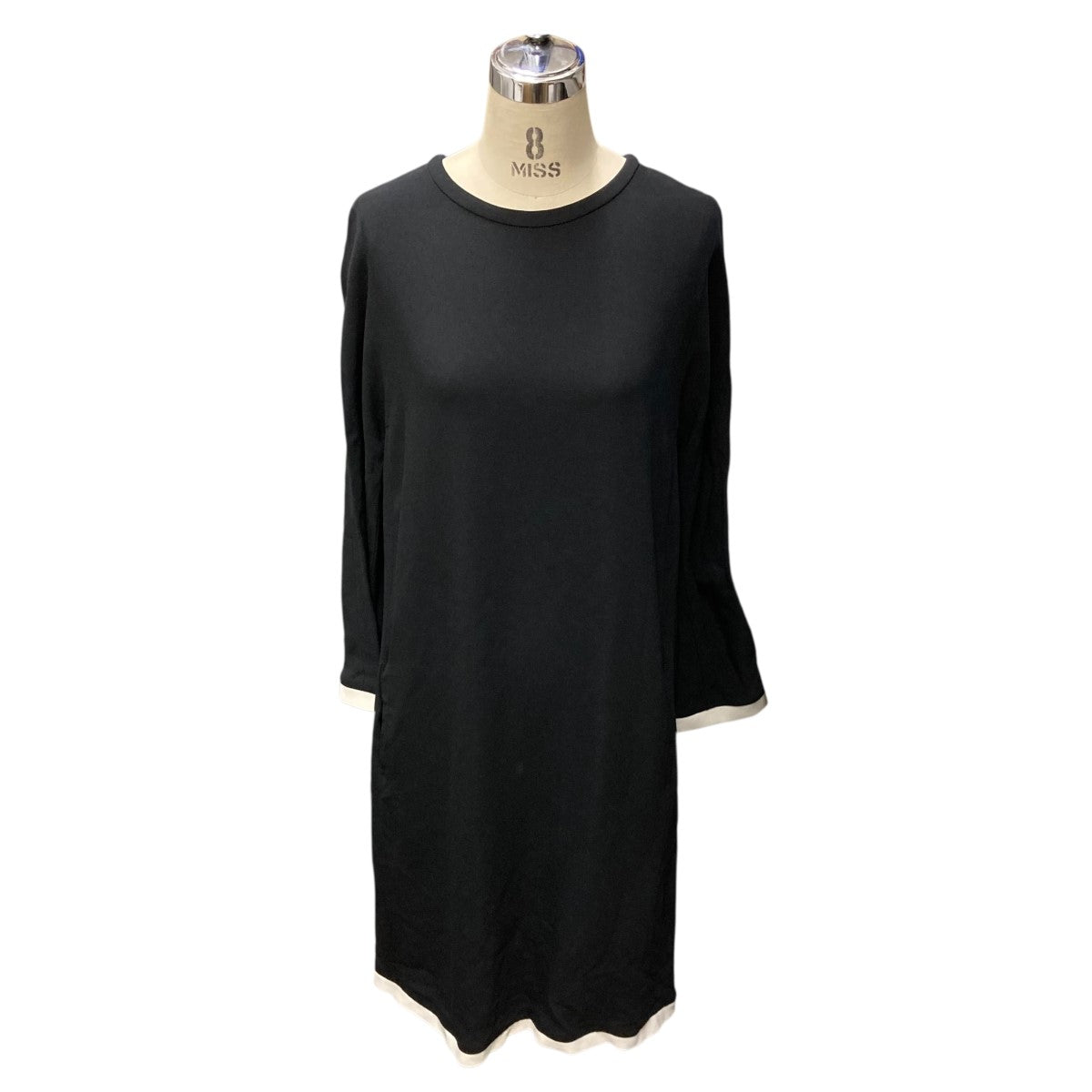 極綺麗‼️セレブ御用達✨上品なブラックワンピース 切替 ベルト付き✨マックスマーラ 極綺麗‼️セレブ御用達✨上品なブラックワンピース 切替 ベルト付き