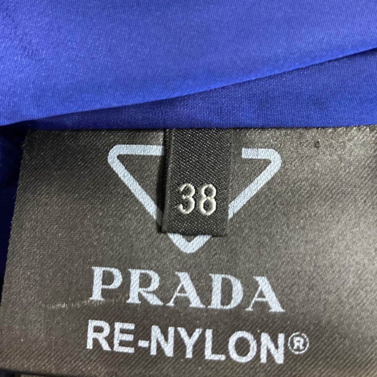 PRADA(プラダ) 三角プレートダウンジャケット29X042 29X042 ネイビー