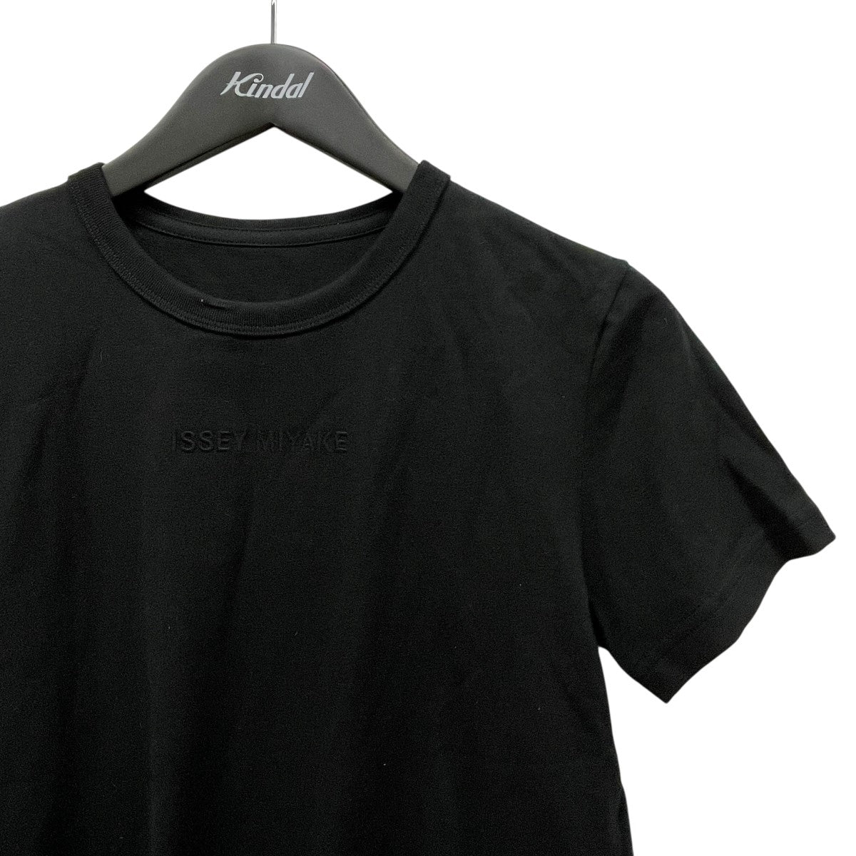 ISSEY MIYAKE(イッセイミヤケ) ロゴ刺しゅうTシャツIM51JK710