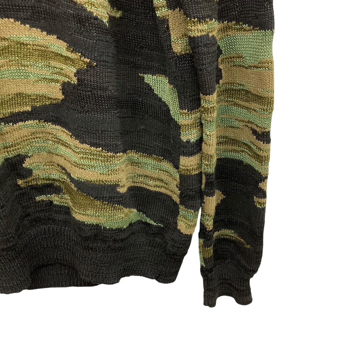 DRIES VAN NOTEN(ドリスヴァンノッテン) クルーネックカモ柄