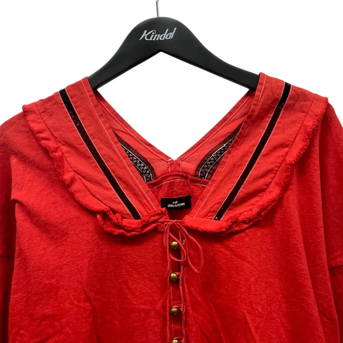 トリココムデギャルソン tricot COMME des GARCONS 11SS 金ボタンカットーブラウス レッド サイズ：表記無し tricot COMME des GARCONS(トリココムデギャルソン) 11SS金