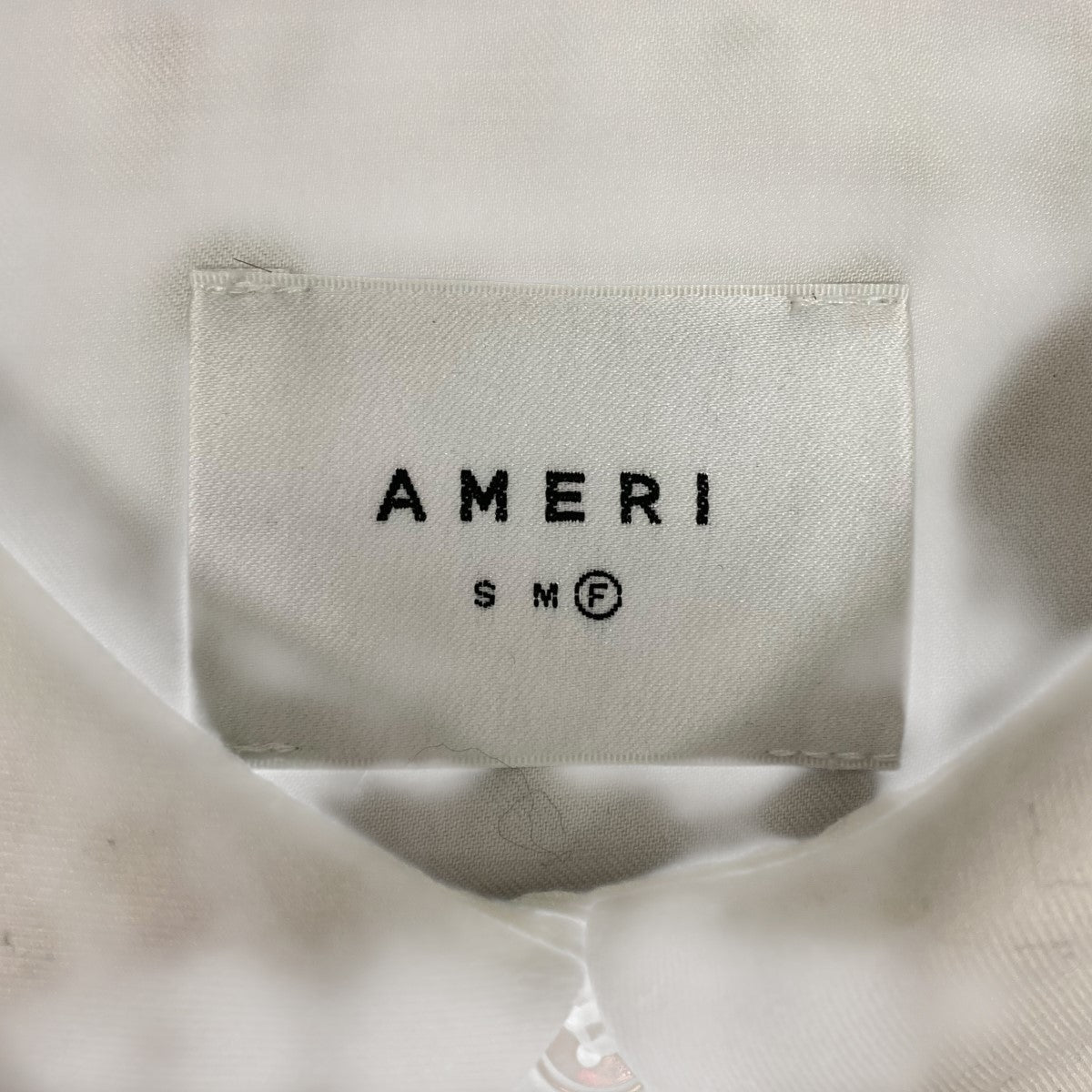 ニット+セーター Ameri VINTAGE - AMERI COMPACT KNIT VEST WITH SHIRT American Vintage East Sweater Vest in Piment Chine | REVOLVE