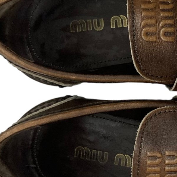 37 MIU MIU コインローファー ベージュ スウェード　miumiu 37 MIU MIU コインローファー ベージュ スウェード miumiu 靴