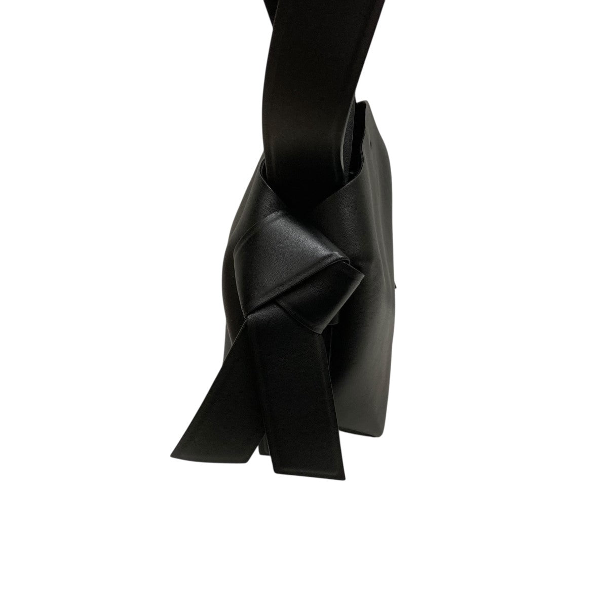 ACNE STUDIOS(アクネストゥディオズ) Musubi mini shoulder bag