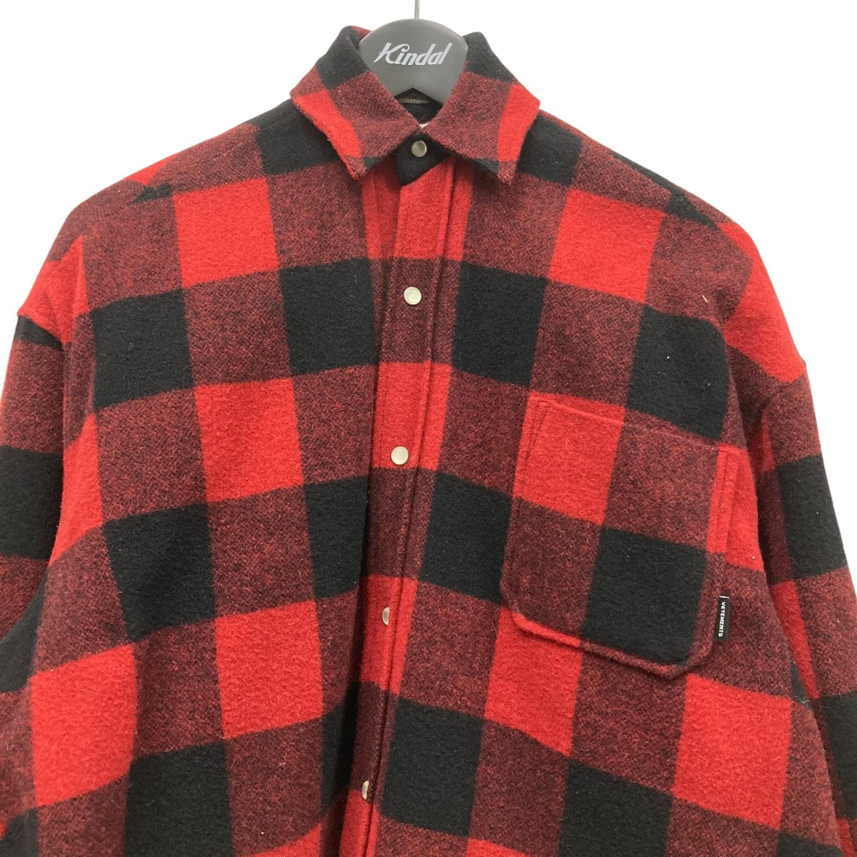 VETEMENTS 赤と黒のチェック フランネルジャケット VETEMENTS(ヴェトモン) オーバーサイズフランネルチェックシャツ