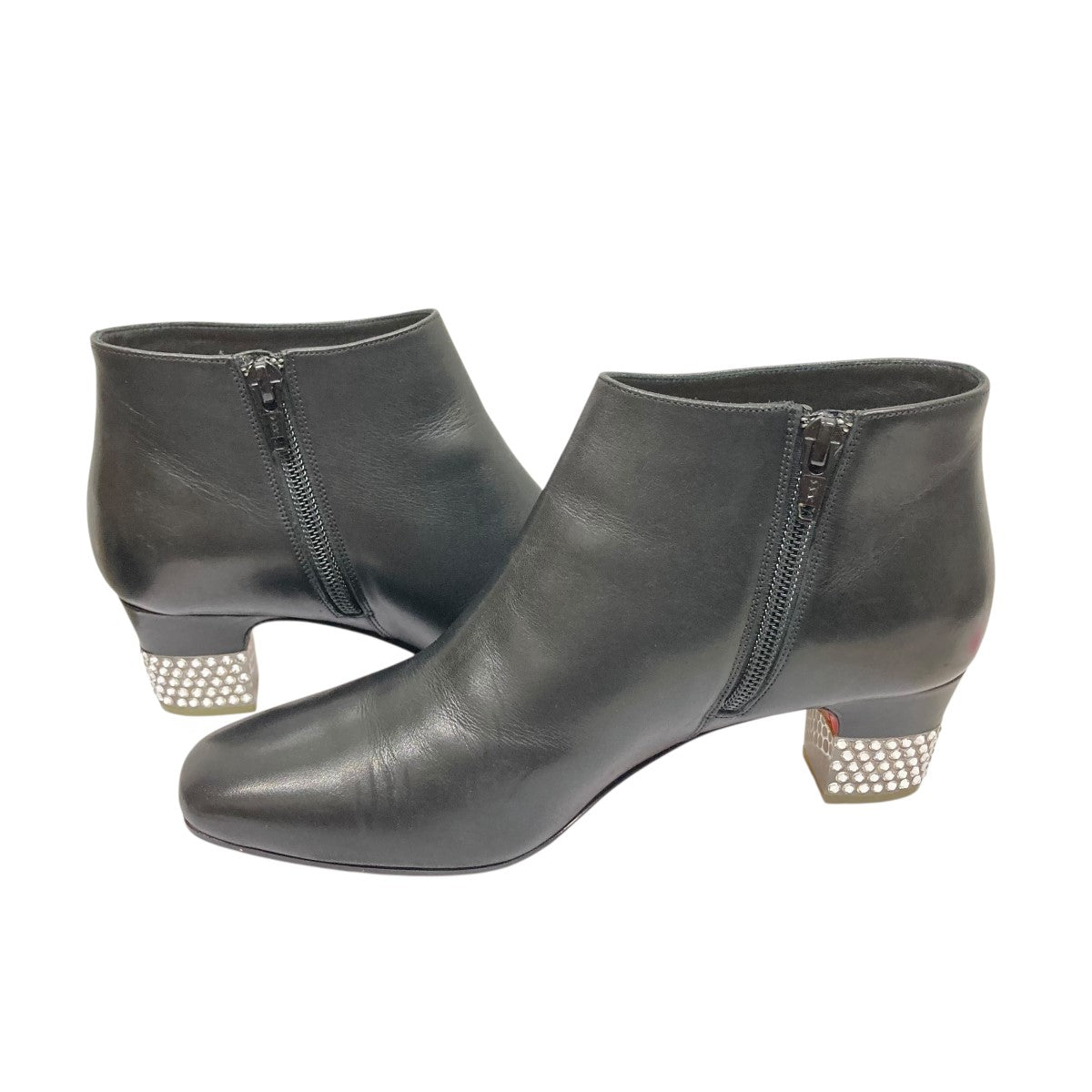 Christian Louboutin　スウェード　ショートブーツ　スタッズ Christian Louboutin スウェード ショートブーツ スタッズ