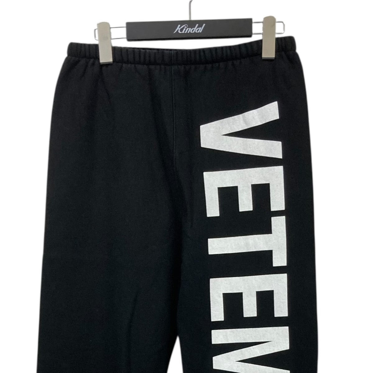 VETEMENTS(ヴェトモン) Logo Sweat Pantsロゴプリントスウェットパンツ
