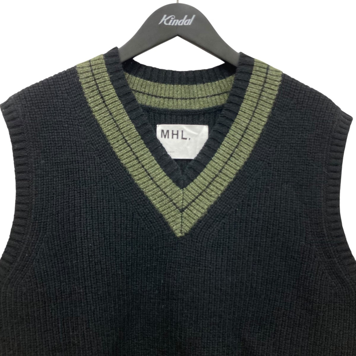 MHL(エムエイチエル) 23AWニットベスト595-3261503 595-3261503