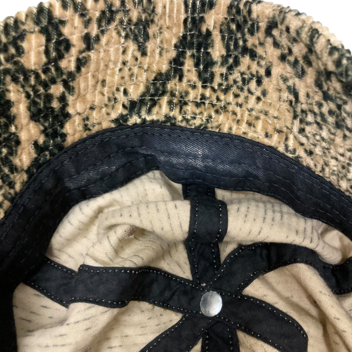 Supreme(シュプリーム) Snakeskin Corduroy Bell Hat総柄コーデュロイ