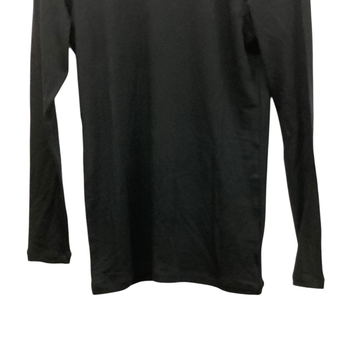 me ISSEY MIYAKE(ミーイッセイミヤケ) タートルネックカットソー