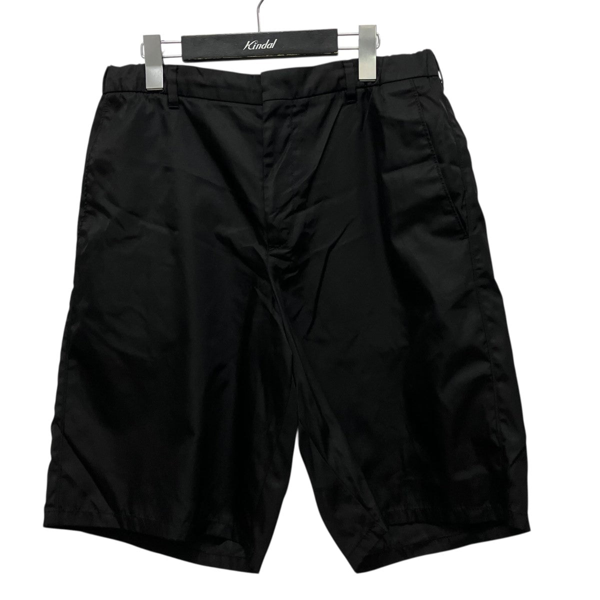 PRADA ナイロンハーフパンツDNA913 古着・中古-1枚目のアイテム画像