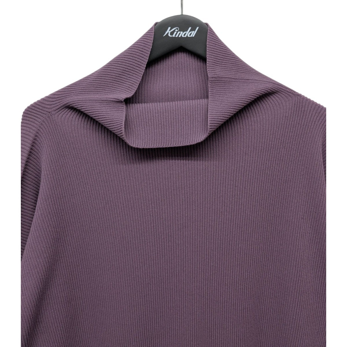 「BASIC KNIT」ベーシックハイネックニットセーター