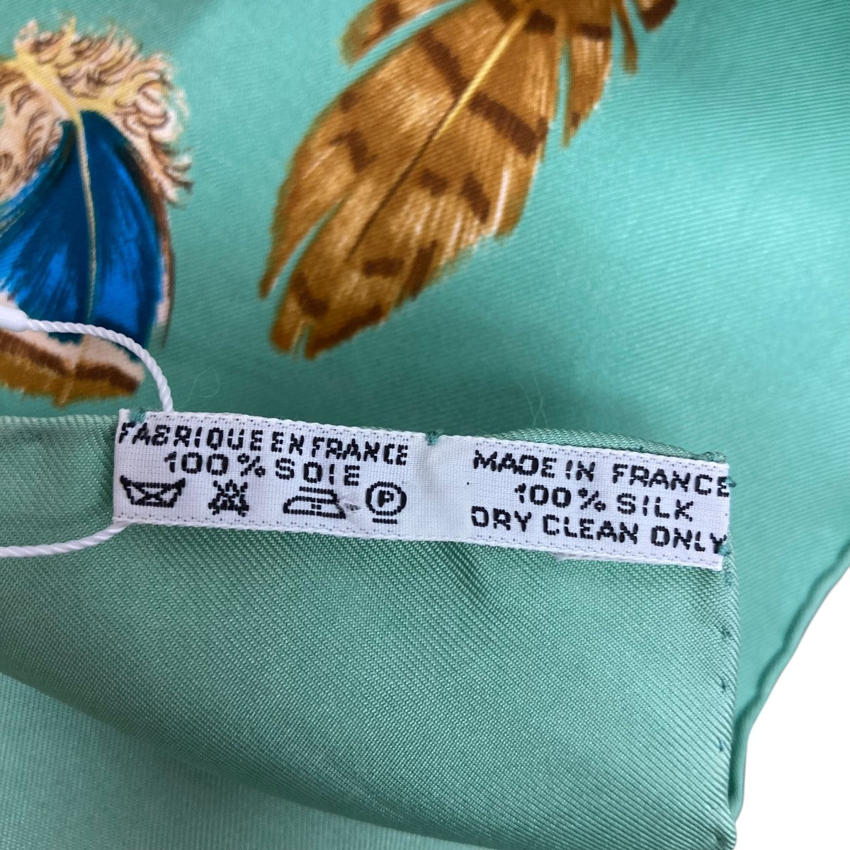 HERMES(エルメス) カレ 90 COUVEE D HERMES大判シルクスカーフ