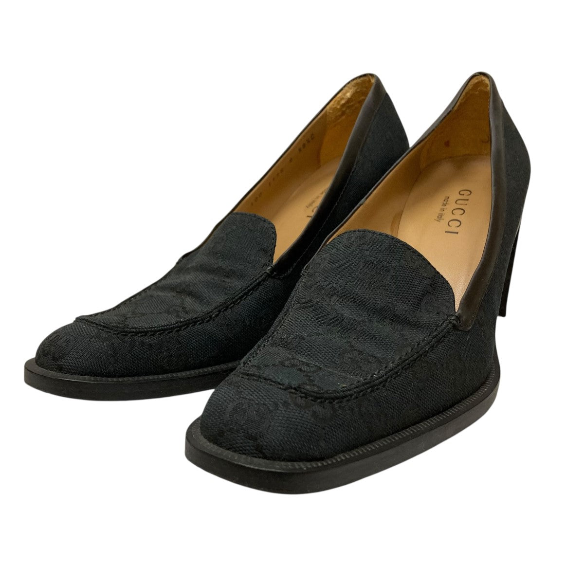 GUCCI アイボリー GGロゴパンプス　マーモント　チャンキーヒール37 GUCCI アイボリー GGロゴパンプス マーモント チャンキーヒール