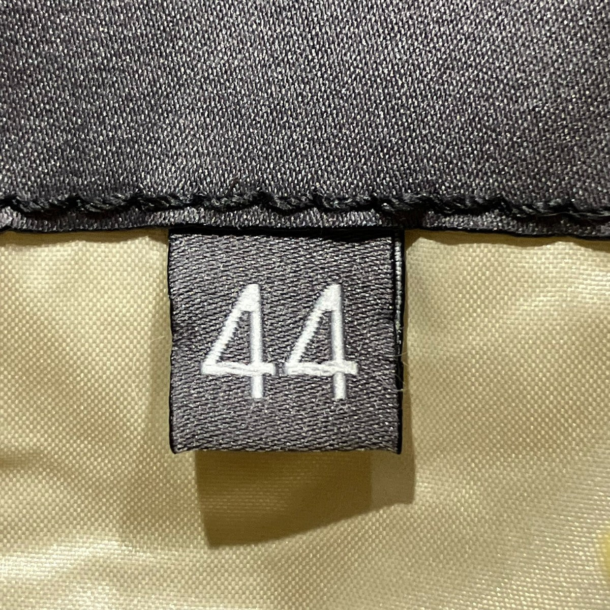 フーデットダウンベスト