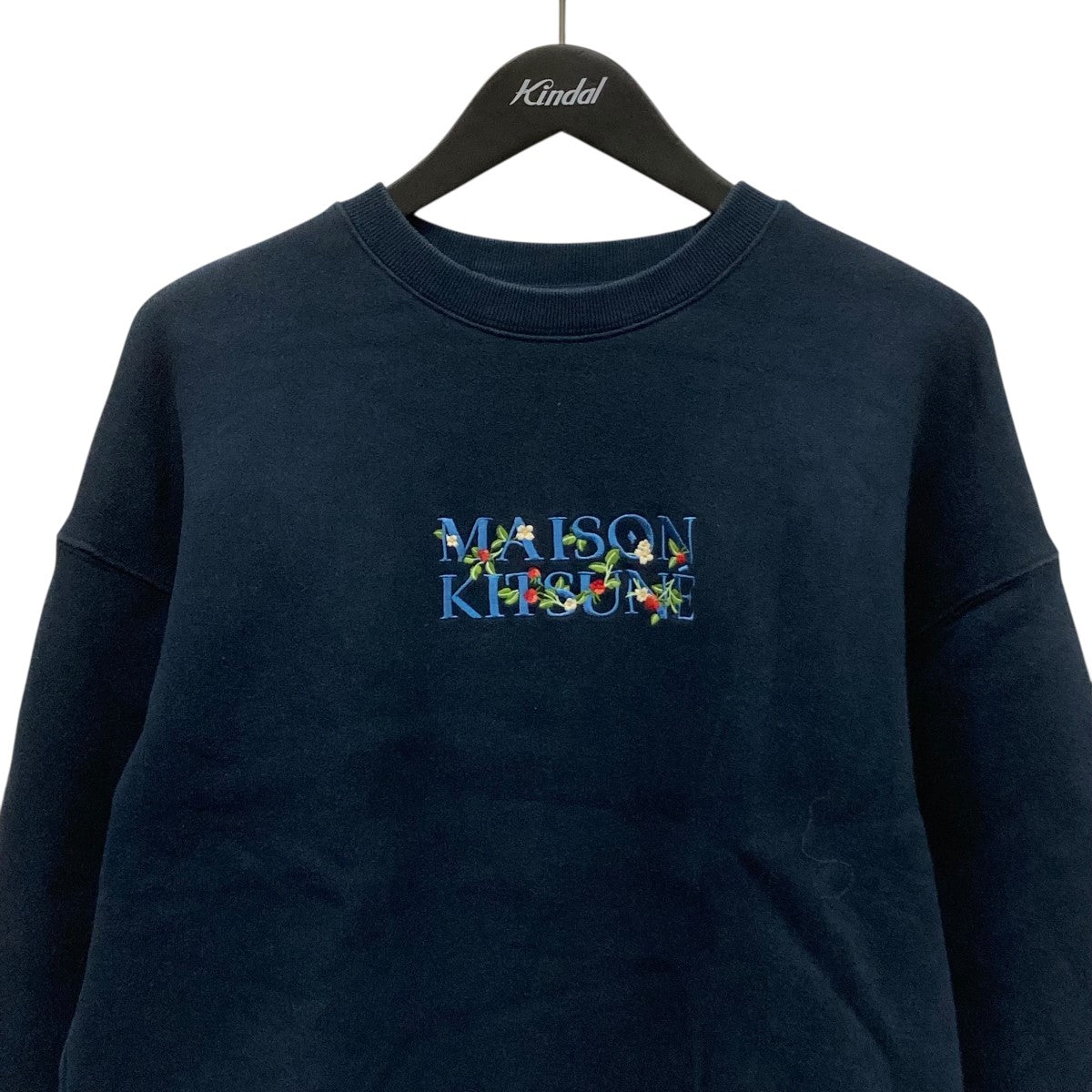 STRAWBERRY LEAF COMFORT SWEATSHIRTロゴ刺しゅうスウェットNW00307KM0307