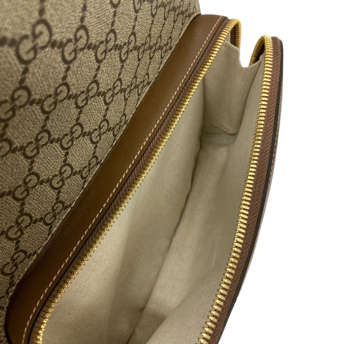 GUCCI インターロッキングGG柄リュック 古着・中古-7枚目のアイテム画像