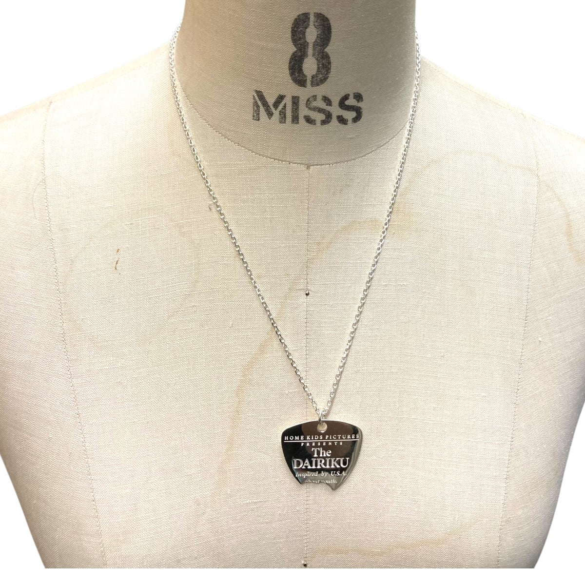 DAIRIKU(ダイリク) Hard Work Guitar Pick Necklaceギターピック