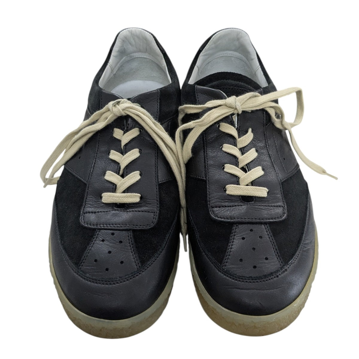 ロートップレースアップスニーカー