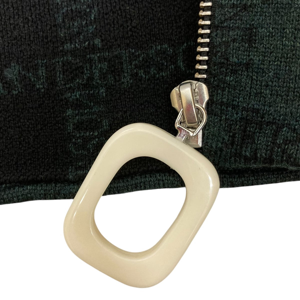 J．W．ANDERSON(ジョナサンウィリアムアンダーソン) ネックウォーマー