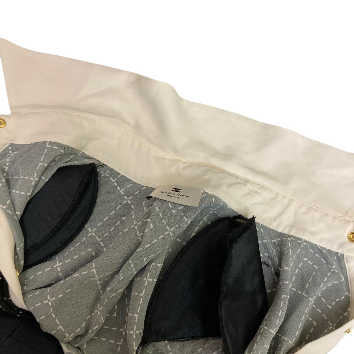 ELISABETTA FRANCHI 総柄ワンピース ELISABETTA FRANCHI(エリザベッタフランキ) 総柄襟付きシフォン