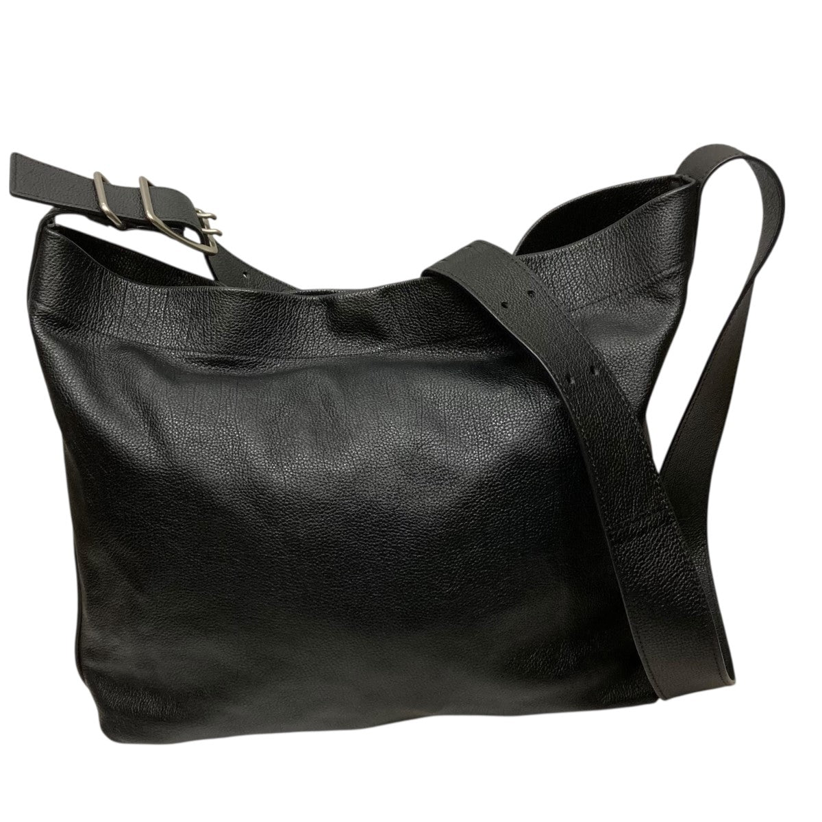 VUJADE(ブジャデ) THEO LEATHER AFFIX BAG IN WAXED BABY CALFカーフ