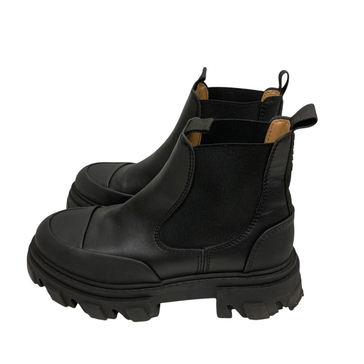 サイドゴアブーツ