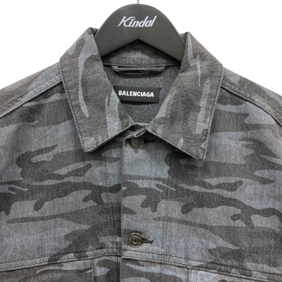 BALENCIAGA CAMO PRINT DENIM JACKETカモ柄デニムジャケット620731 TJW55 古着・中古-3枚目のアイテム画像