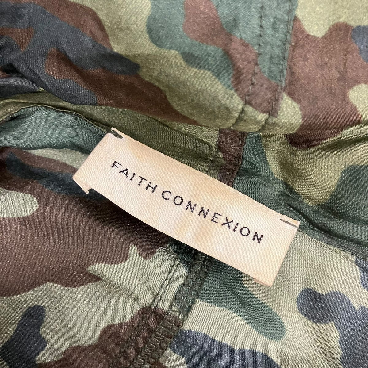 FAITH CONNEXION カモフラージュ シルク パーカーW1606T00015 古着・中古-6枚目のアイテム画像