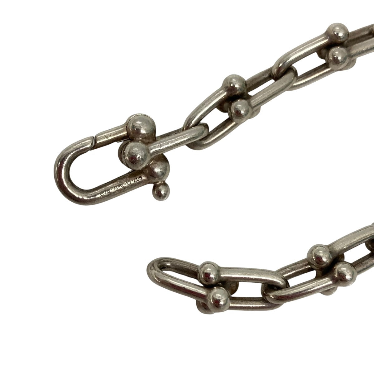 ハードウェアブレスレット