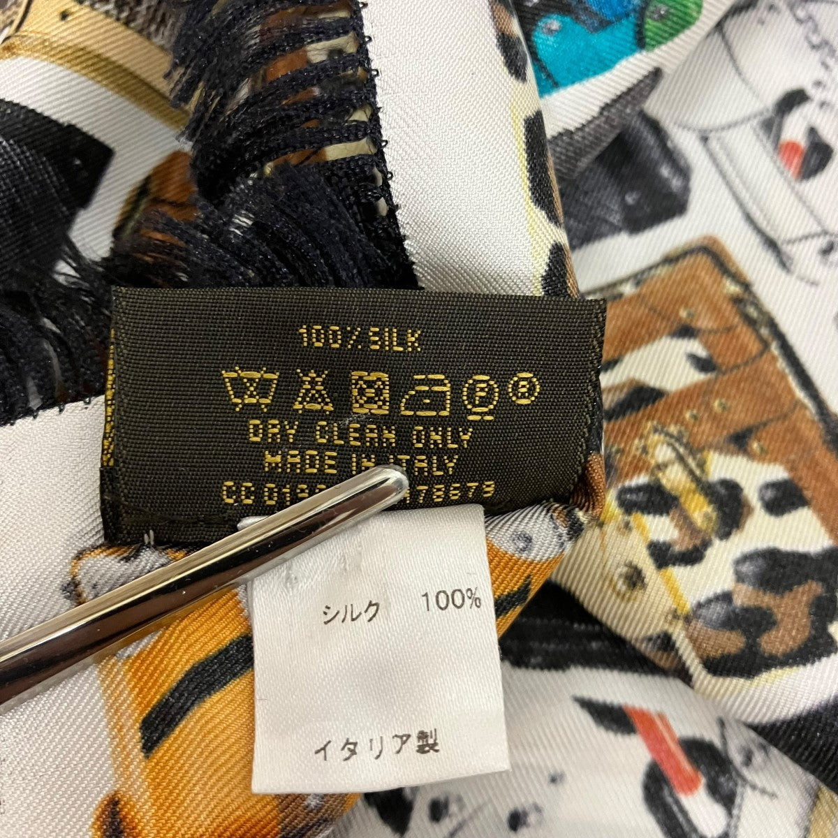 LOUIS VUITTON シルクマルチカラースカーフM78679 古着・中古-6枚目のアイテム画像