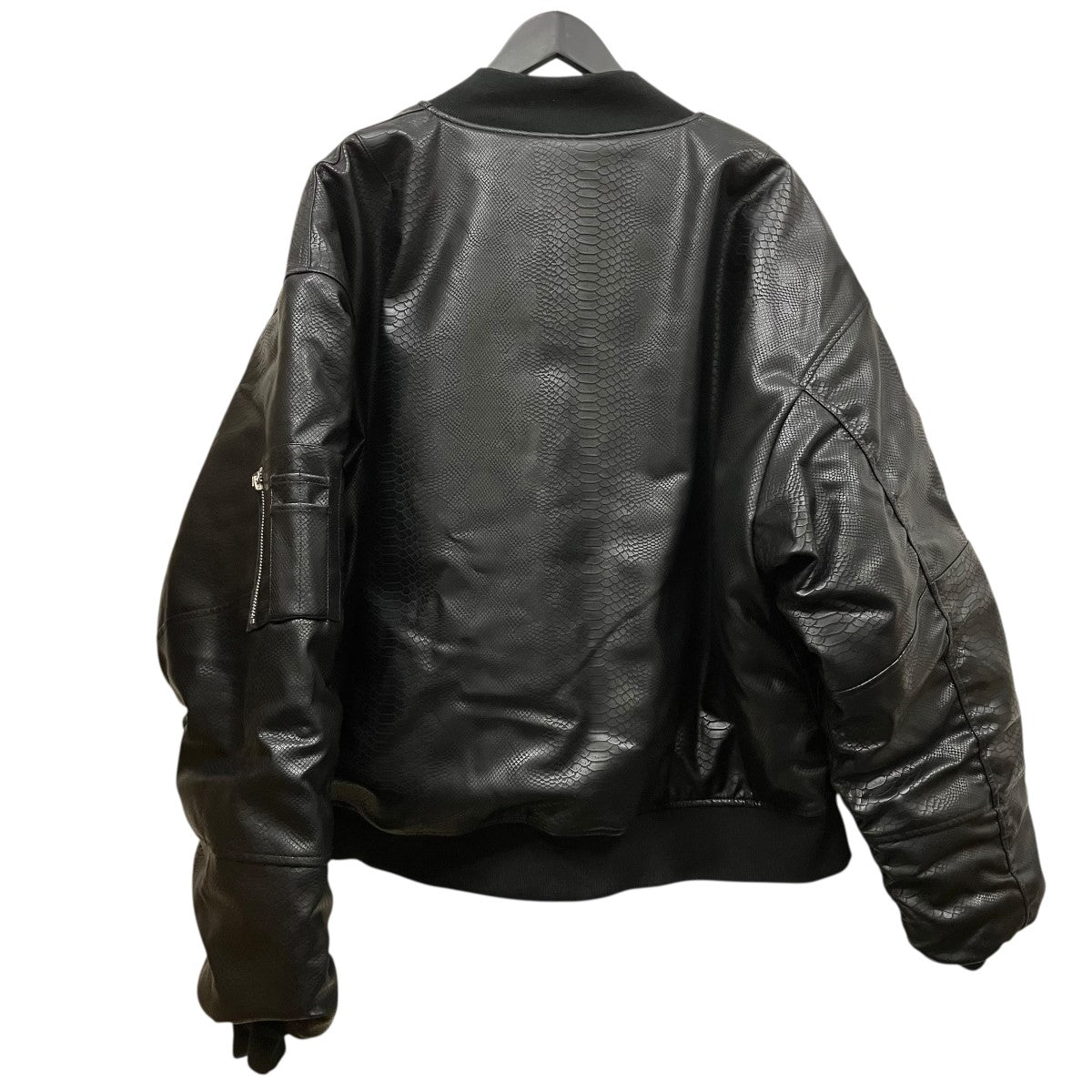 フェイクレザージャケットBR25AW-00027 FAUX CROCODILE BOMBER JACKET