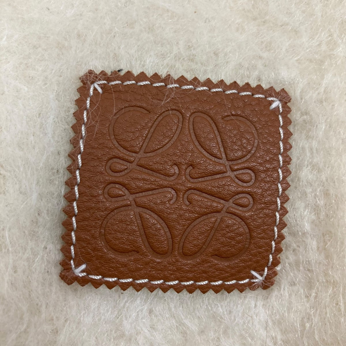 [新品未使用]LOEWEロエベ　冬　モヘヤ　マフラー　a-28003861 LOEWE◇ロエベ/A-28003861/マフラー/モヘア/クリーム/無地/レディース