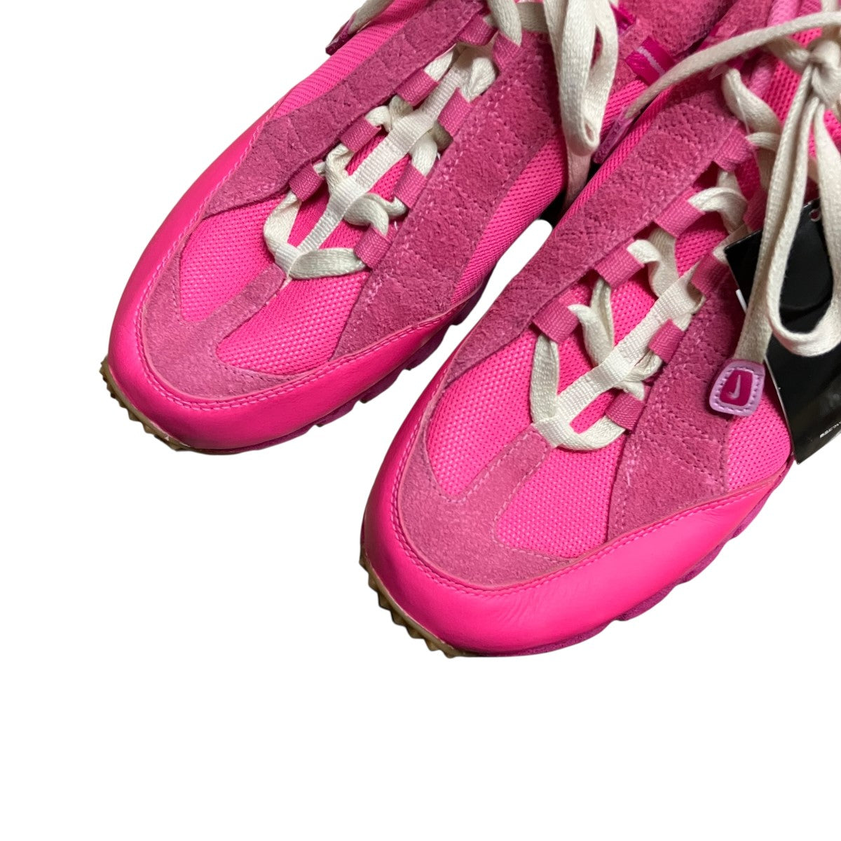 Women’s Air Humara Pink FlashスニーカーDX9999-600