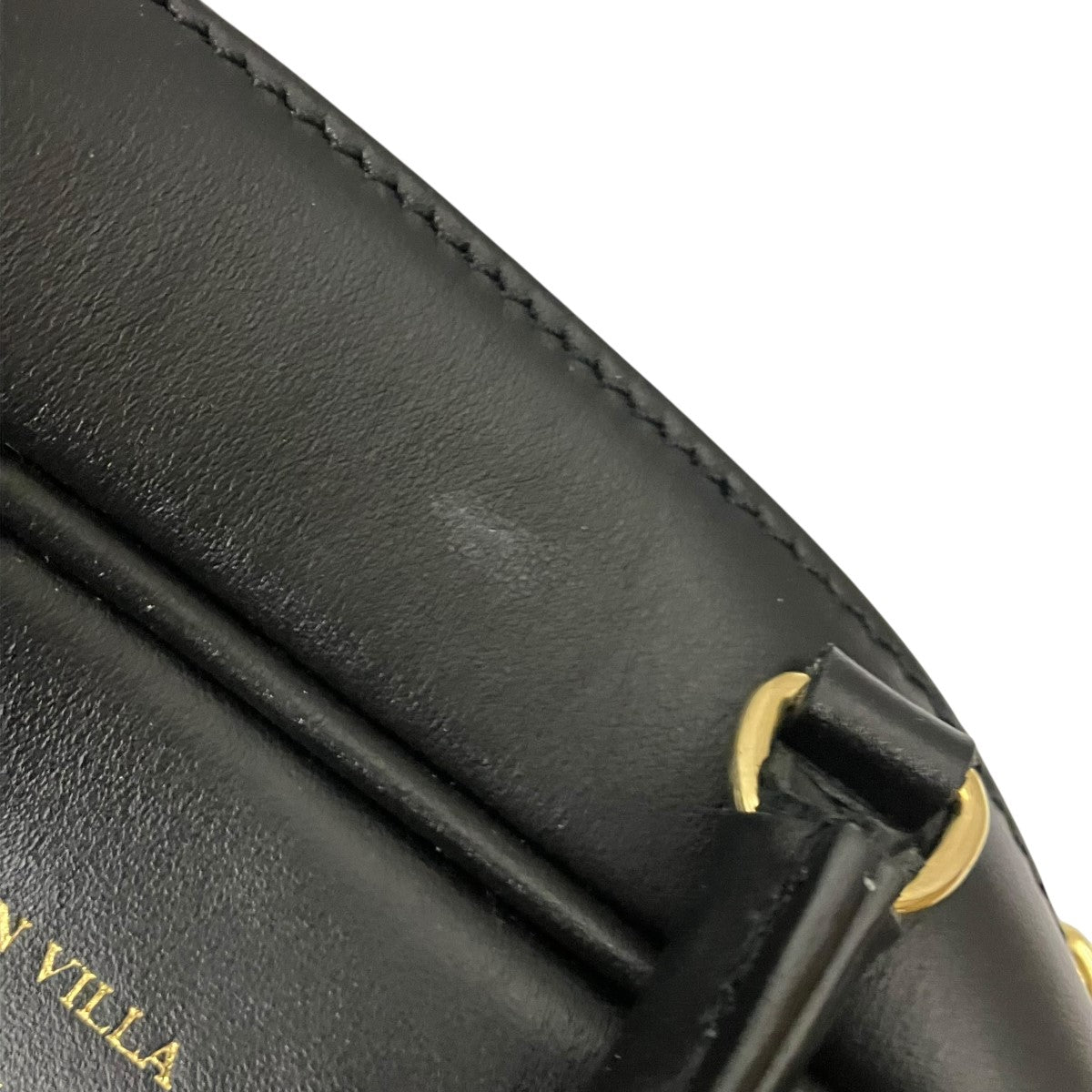 トライアングルショルダーバッグ
