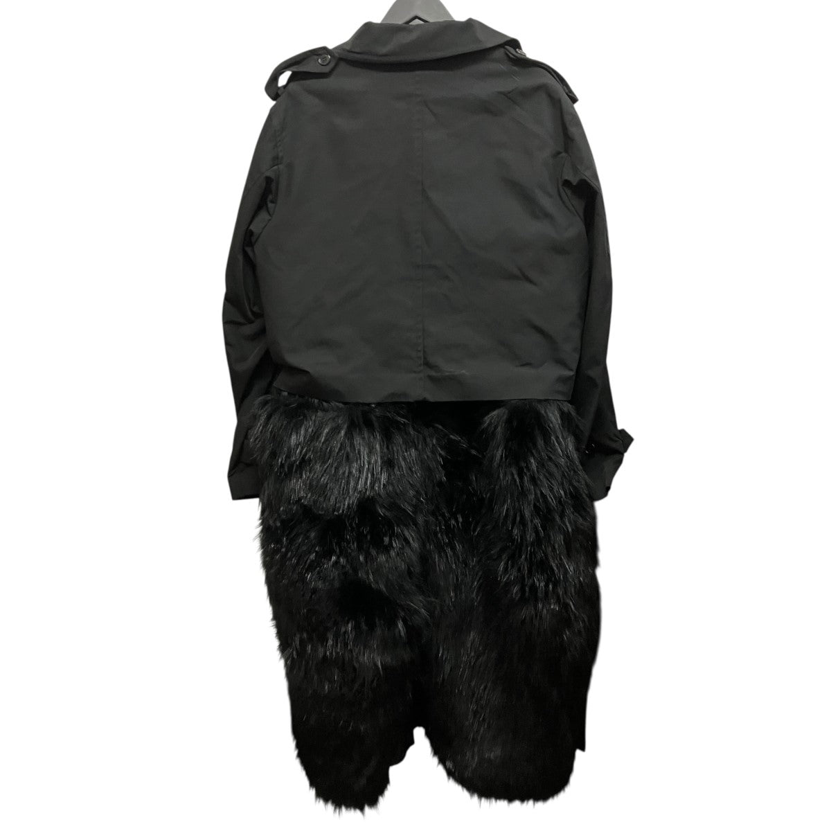 23AWTrench coat with furファードッキングトレンチコートTV32-FA332